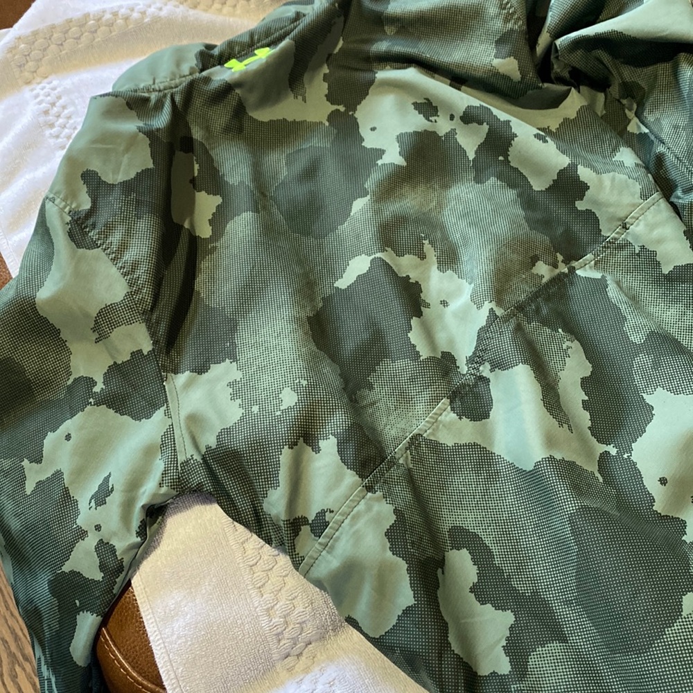 Under Armour reversible pullover jacket sz YXL
